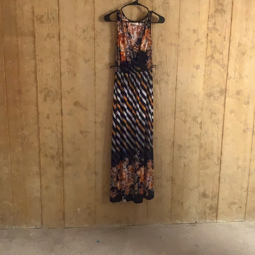 Long blue floral striped dress and